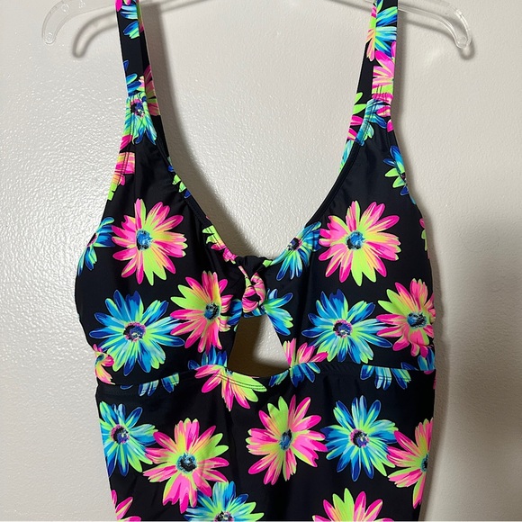 3/$20 💥California Waves NWT One Piece Swimsuit Black Neon Floral Keyhole Bust - Picture 5 of 12